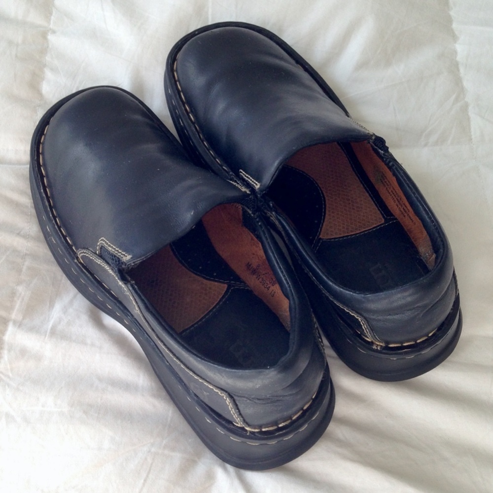 Born Black Leather Slip-On Flat Loafers Size 8